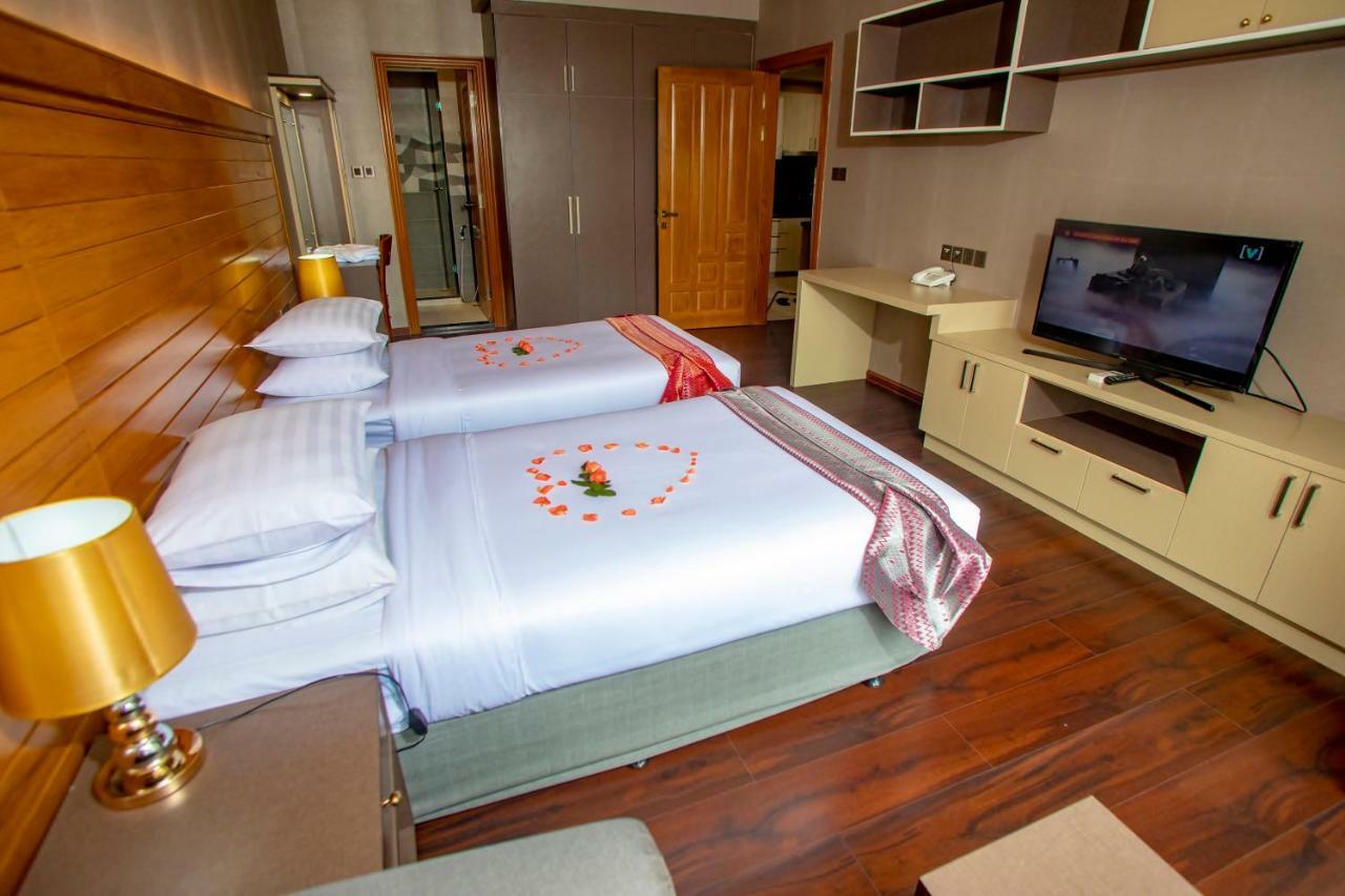 יאנגון Prestige Residences At Golden Valley By Grand United Hospitality מראה חיצוני תמונה