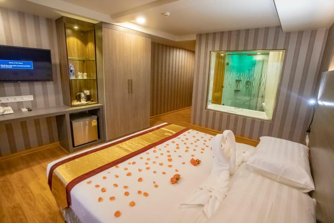 יאנגון Prestige Residences At Golden Valley By Grand United Hospitality מראה חיצוני תמונה