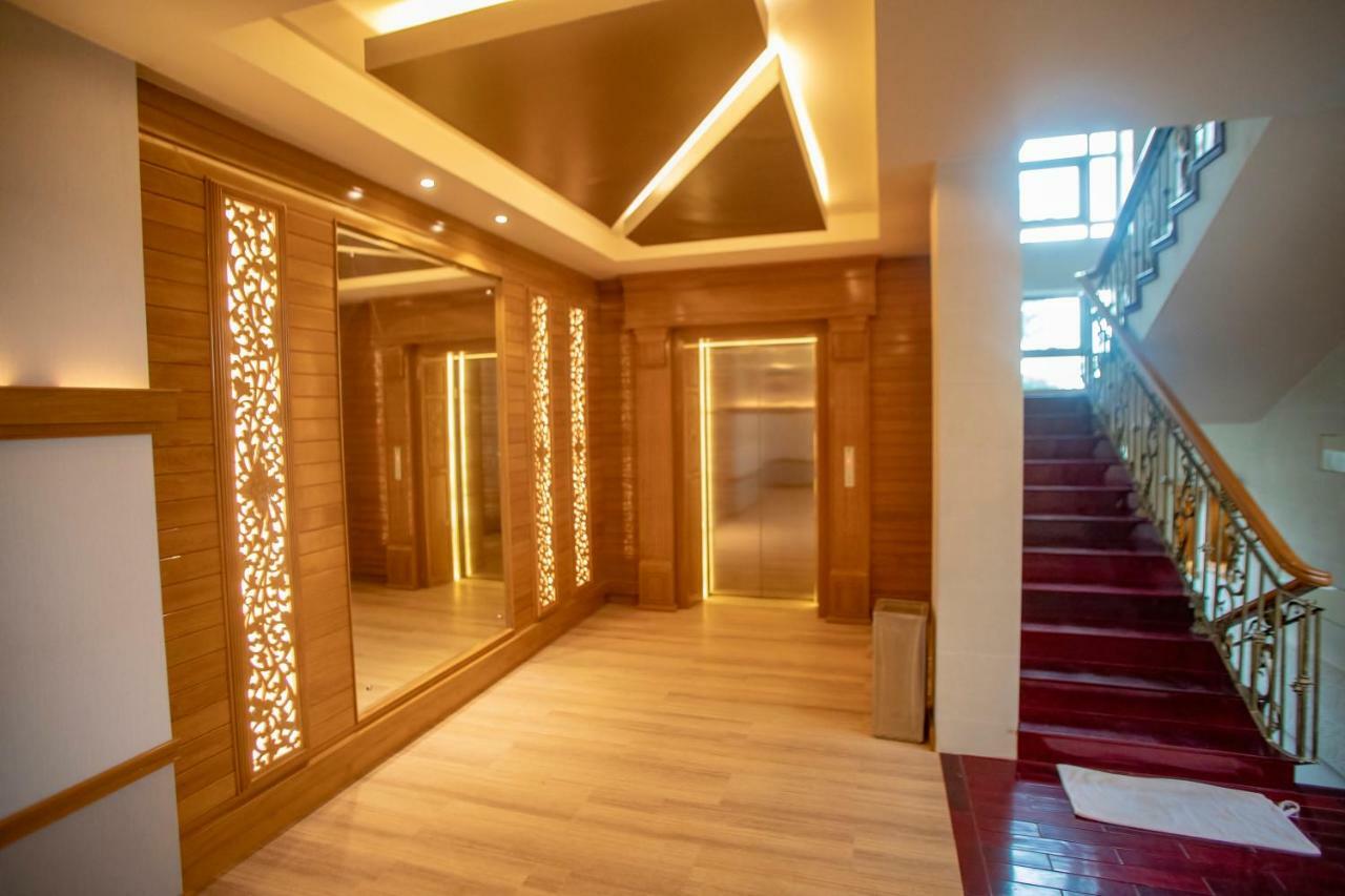 יאנגון Prestige Residences At Golden Valley By Grand United Hospitality מראה חיצוני תמונה