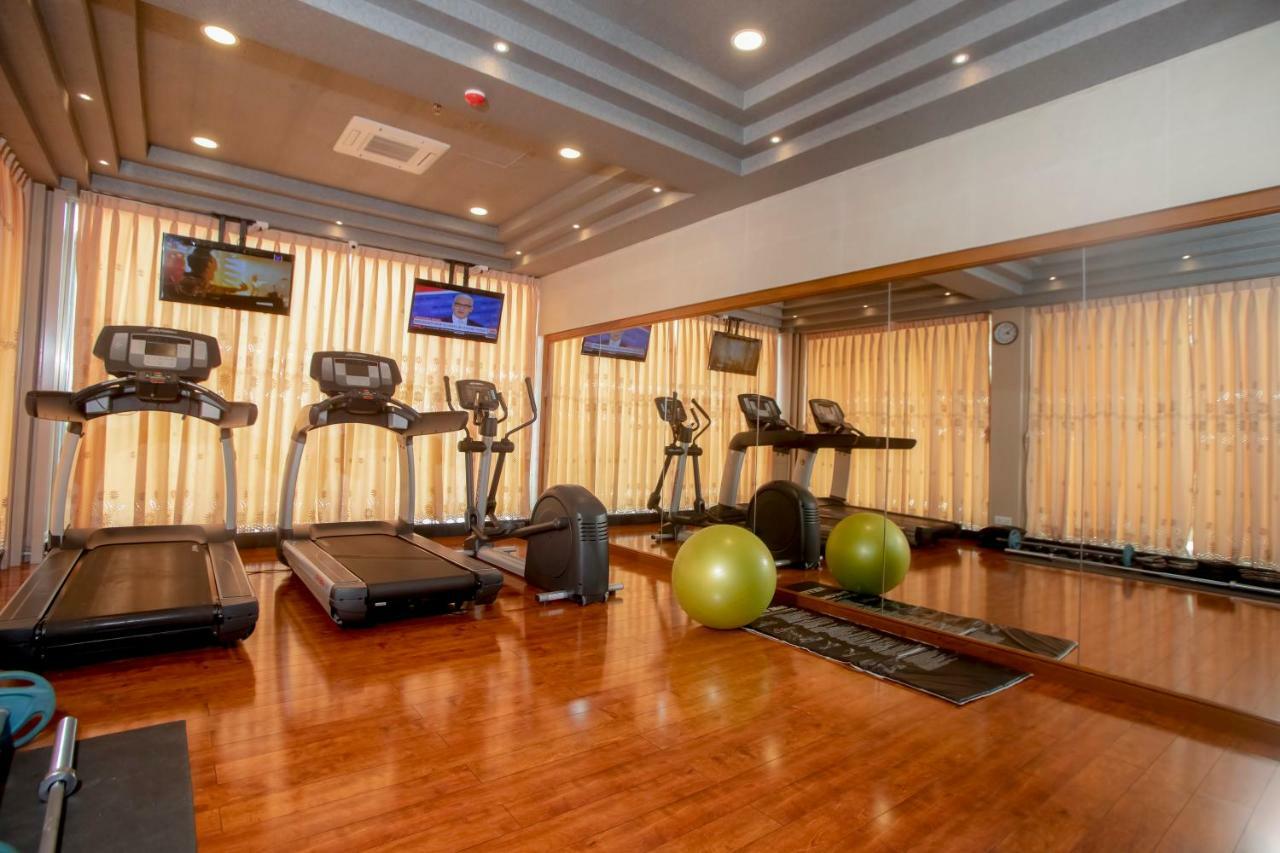 יאנגון Prestige Residences At Golden Valley By Grand United Hospitality מראה חיצוני תמונה