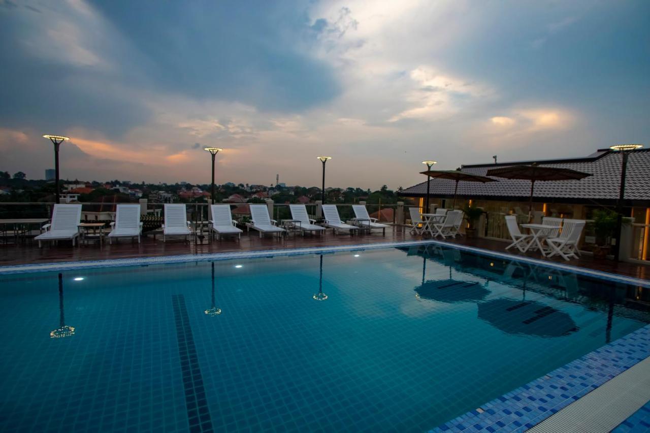 יאנגון Prestige Residences At Golden Valley By Grand United Hospitality מראה חיצוני תמונה