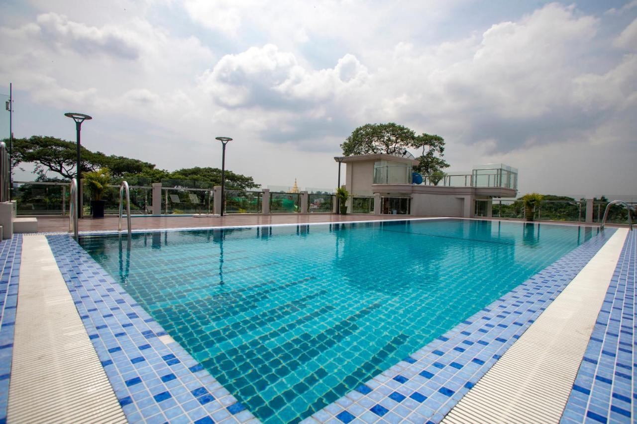 יאנגון Prestige Residences At Golden Valley By Grand United Hospitality מראה חיצוני תמונה